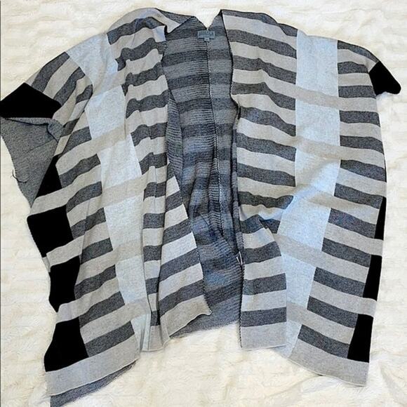 Joseph A Modern Plaid Striped Cape Cardigan | Size OS - Picture 2 of 5